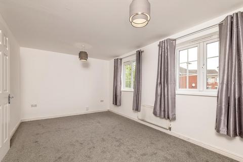 4 bedroom end of terrace house for sale, Castle Lodge Avenue, Leeds LS26