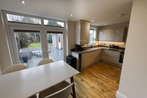 3 bedroom semi-detached house for sale, Letchworth Road, Leicestershire LE3