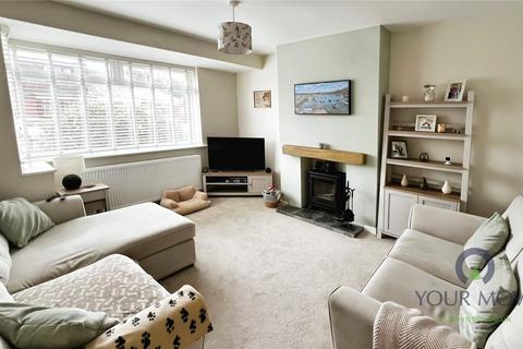 2 bedroom bungalow for sale, Chiltern Close, Oldham OL2