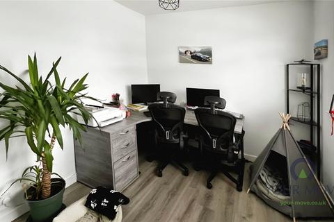 6 Chiltern Close, Shaw, Oldham, OL2 7RL
