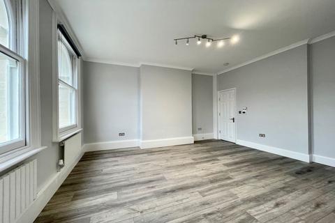 2 bedroom apartment to rent, SE1