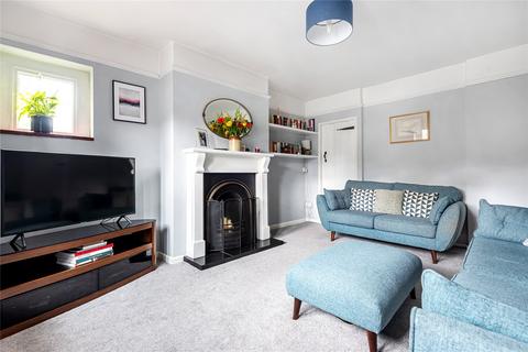 14 Lion Mead, Haslemere, GU27 1LF