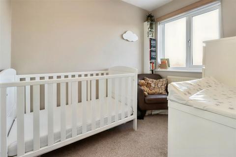 2 Blackthorn Square, Clevedon, BS21 5EF