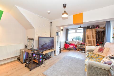 1 bedroom ground floor flat for sale, Stubbington Avenue, Portsmouth, Hampshire