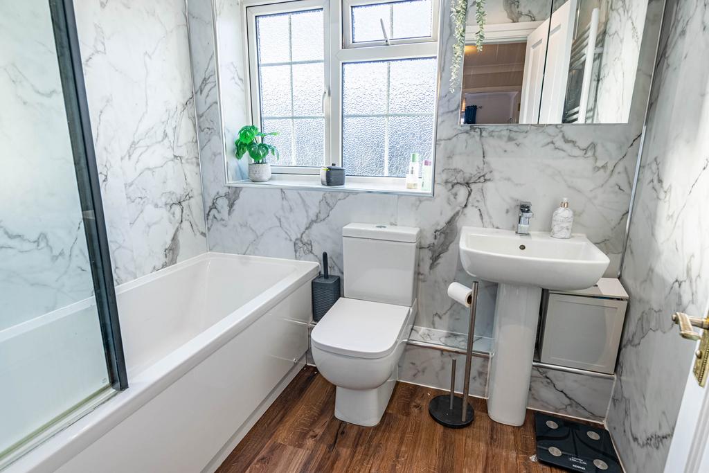 Bathroom1