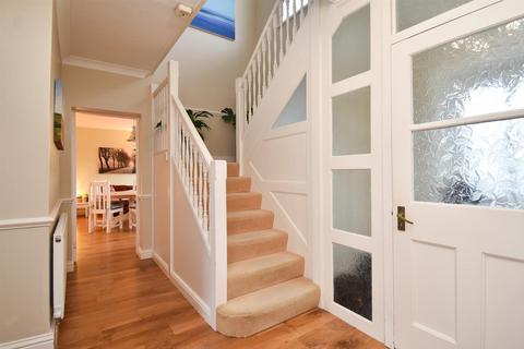 4 bedroom detached house for sale, Victoria Avenue, Hastings