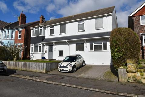 4 bedroom detached house for sale, Victoria Avenue, Hastings