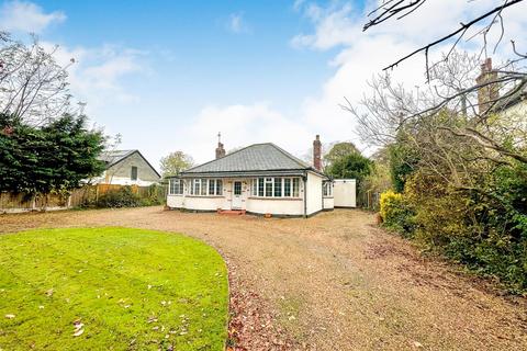 114 Maldon Road, Burnham-on-crouch, CM0 8DB