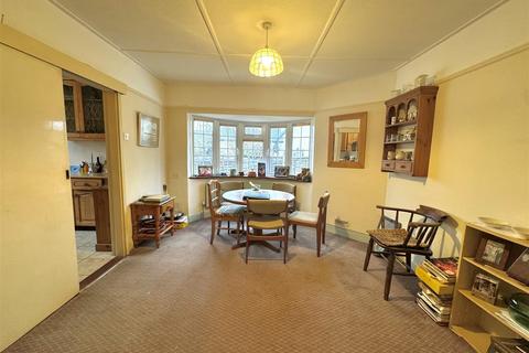 114 Maldon Road, Burnham-on-crouch, CM0 8DB