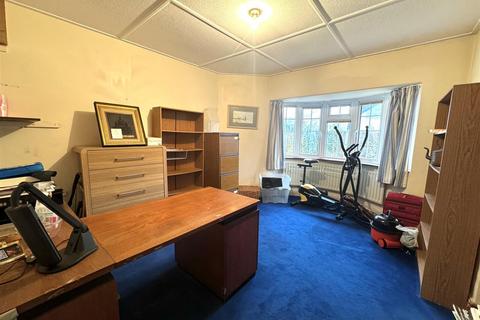114 Maldon Road, Burnham-on-crouch, CM0 8DB