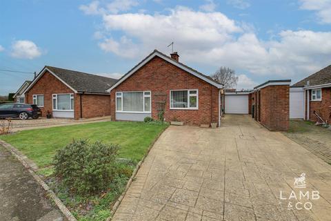 3 bedroom detached bungalow for sale, The Paddocks, Great Bentley CO7