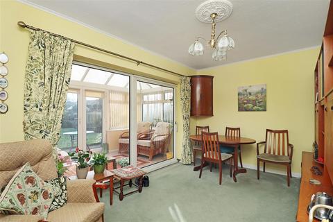 3 bedroom detached house for sale, Melrose Crescent, Hale