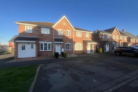 2 bedroom terraced house to rent, Kitchener Place, Stewartby MK43