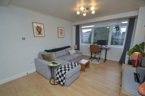 undefined, Flat 7, Moray Court, 13 Lethington Avenue, Shawlands, Glasgow, G41 3HA