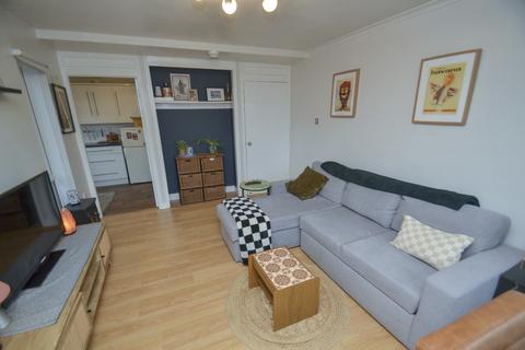 undefined, Flat 7, Moray Court, 13 Lethington Avenue, Shawlands, Glasgow, G41 3HA