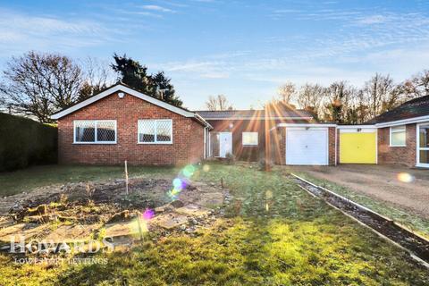 3 bedroom bungalow to rent, The Pightle, BECCLES