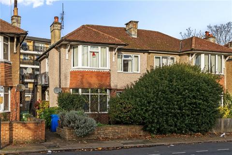 3 Buller Close, London, SE15 6UJ