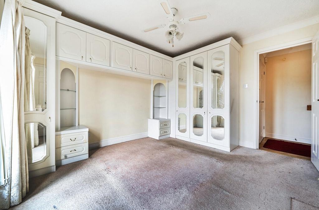 Apartment in Eastbourne, Langney Point, Sovereign Harbour - More