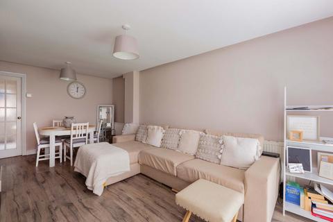 4 bedroom terraced house for sale, Severn Crescent, Langley SL3