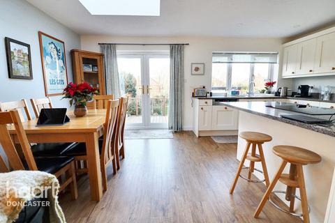 145 The Grove, Doncaster, DN2 5SN