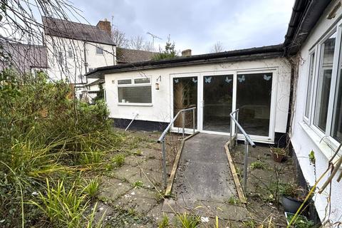 3a Bangor Road, Overton, Wrexham, LL13 0HB