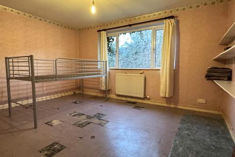 3a Bangor Road, Overton, Wrexham, LL13 0HB