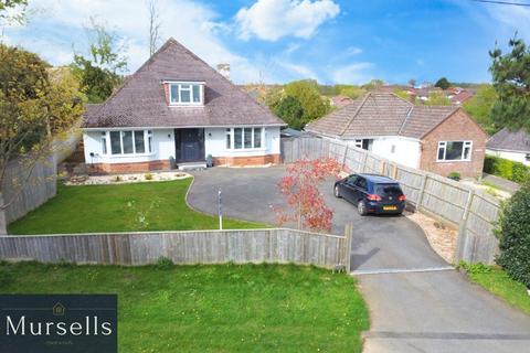 5 bedroom chalet for sale, Deans Drove, Poole BH16