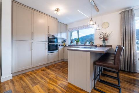 18 Heather Way, Porth, CF39 9TL