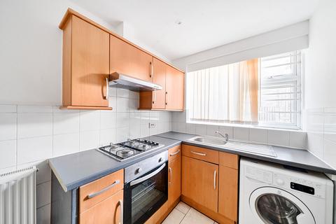 2 bedroom apartment for sale, Woodside Avenue, London