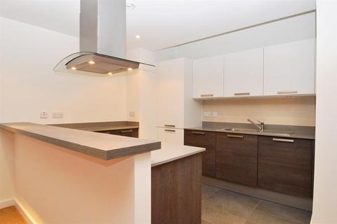 2 bedroom apartment to rent, Sidney Street, London, E1