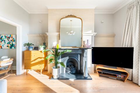 Flat 3, Oakleigh Bridge Road, Leigh Woods, Bristol, BS8 3PB