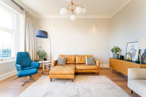 Flat 3, Oakleigh Bridge Road, Leigh Woods, Bristol, BS8 3PB