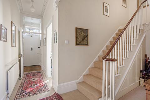11 Canynge Square, Bristol, BS8 3LA