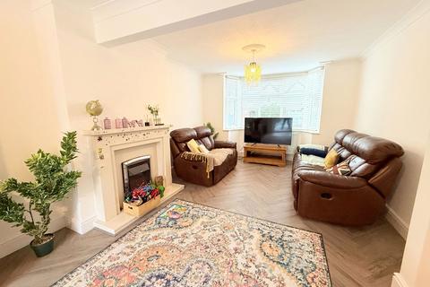 3 bedroom semi-detached house for sale, Sandy Hill Road, Shirley