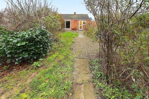 3 bedroom semi-detached bungalow for sale, Balfour Gardens, Market Harborough