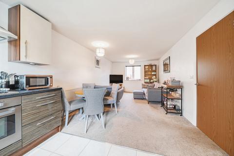 Flat 2, The Shires Bowes Road, Staines, TW18 3AD