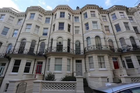 2 bedroom flat to rent, Cambridge Road, Hove