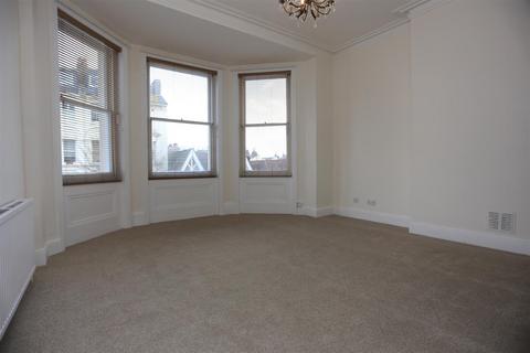 2 bedroom flat to rent, Cambridge Road, Hove