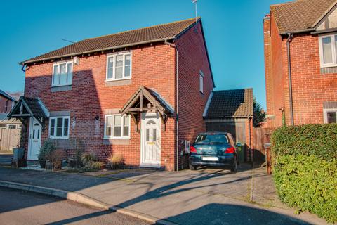 2 bedroom semi-detached house for sale, WALTHAM CHASE - NO FORWARD CHAIN