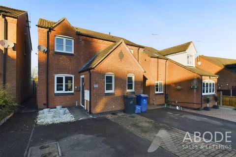 2 bedroom end of terrace house for sale, Lark Rise, Uttoxeter ST14