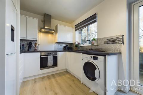 49a Lark Rise, Uttoxeter, ST14 8SZ