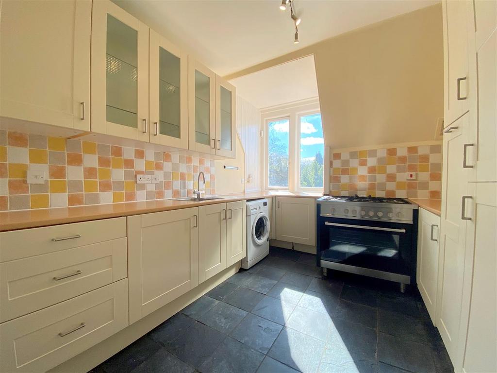 Kitchen-001.jpg