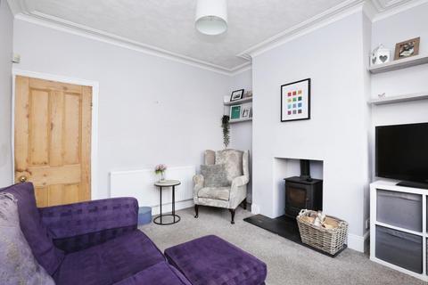 2 bedroom terraced house for sale, Aisthorpe Road, Woodseats, Sheffield, S8 8SZ