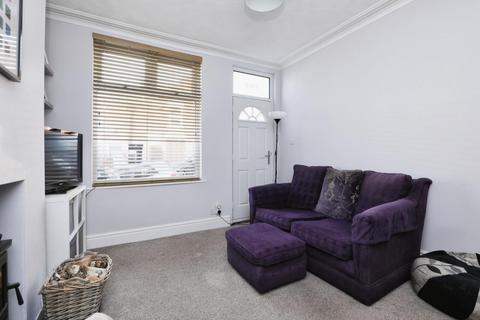 2 bedroom terraced house for sale, Aisthorpe Road, Woodseats, Sheffield, S8 8SZ