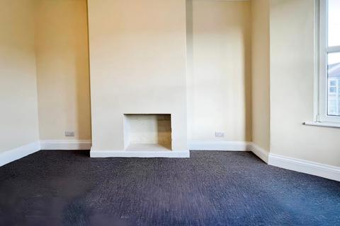 4 bedroom terraced house to rent, Coronation Road, Bristol BS3