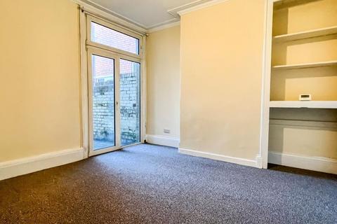 4 bedroom terraced house to rent, Coronation Road, Bristol BS3