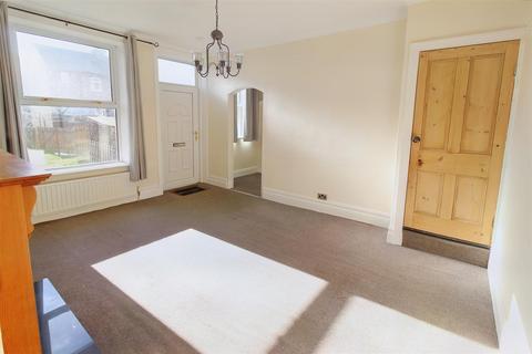 2 bedroom terraced house to rent, Belton Street, Moldgreen, Huddersfield, HD5 8BJ