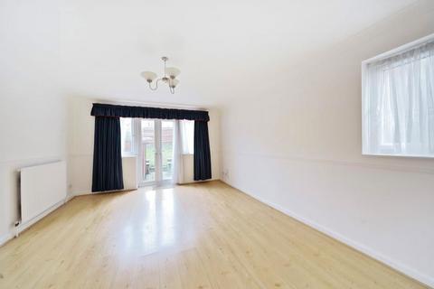 2 bedroom terraced house for sale, Swynford Gardens, London, Middlesex, NW4 4XL