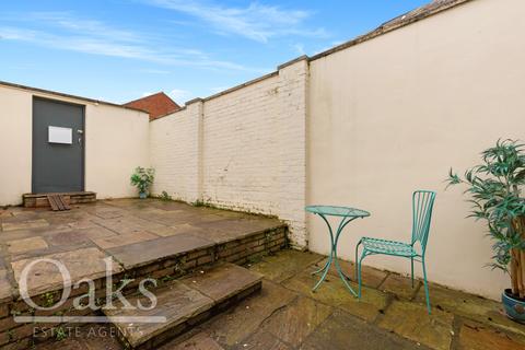 5 Addison Place, London, SE25 4FE