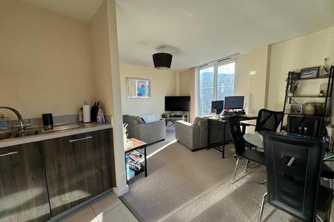 2 bedroom apartment to rent, Spectrum, Block 12, Blackfriars Road